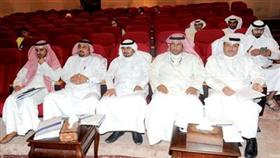 متابعة من الحضور