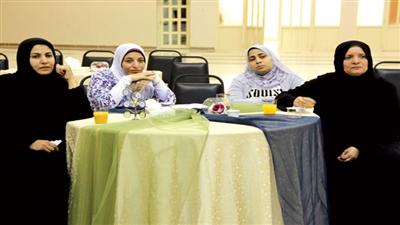متابعة من الحضور