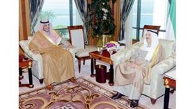سمو الامير مستقبلا الشيخ صباح الخالد