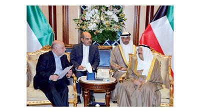 سمو الامير مستقبلا السفير الايراني