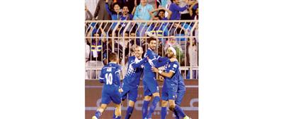 الأزرق يواجه الإمارات سعياً للتأهل