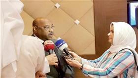 د.محمد الخشتي متحدثا للإعلاميين
