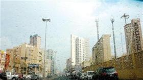 فلكيون: مطر حتى الثلاثاء.. وانخفاض درجات الحرارة