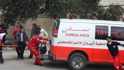 وفاة فلسطيني وإصابة اثنين دهستهم حافلة مستوطنين في الضفة الغربية