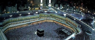 السعودية تعلن انطلاق موسم العمرة وتطبيق لائحة جديدة لخدمات المعتمرين