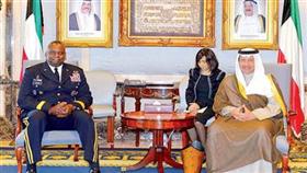 رئيس الوزراء استقبل قائد القيادة الأمريكية الوسطى