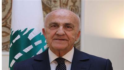 وزير الدفاع اللبناني بحث مع نظيره الفرنسي صفقة الاسلحة الفرنسية للبنان