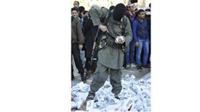 الشرطة العراقية: مسلحو «داعش» يسيطرون على جامعة الأنبار ويحتجزون الطلبة كرهائن