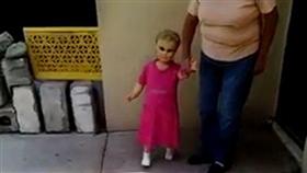 لقطة من الفيديو