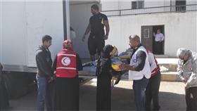جمعية الهلال الاحمر الكويتية توزع مساعدات غذائية على 1000 اسرة سورية في مدينة المفرق شمال الاردن
