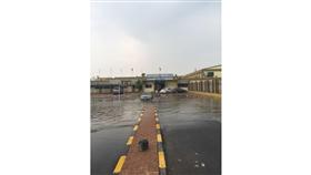 صورة تظهر حجم الأمطار في المدارس