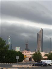 غيوم تغطي سماء الكويت
