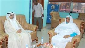 سفير الكويت لدى السودان طلال الهاجري ووزيرة التربية والتعليم العام بالسودان سعاد عبدالرزاق