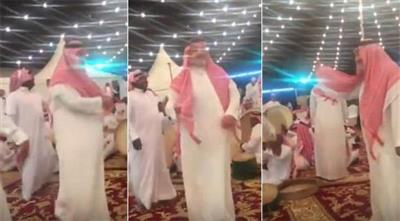 فيديو - الأمير خالد بن طلال يؤدي عرضة السامري في زواج نجله سعود