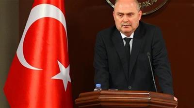وزير الخارجية التركي فريدون سينيرلي