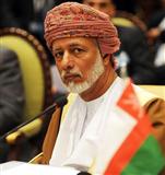 وزير الخارجية العماني يوسف بن علوي