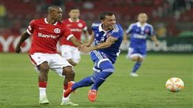 الطرد مصير لاعب قام بإشارات مسيئة لجماهير فريقه