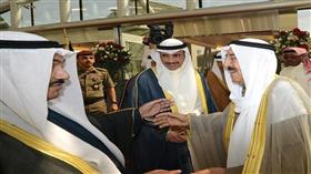 سموه مودعاً سمو الشيخ ناصر المحمد