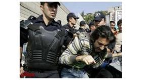 تركيا تعتقل 53 شخصاً على خلفية هجومين بإسطنبول