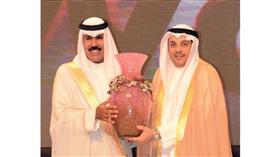 فيديو|| نائب الأمير مثل صاحب السمو في تكريم المعلمين والمعلمات والمدارس المتميزة