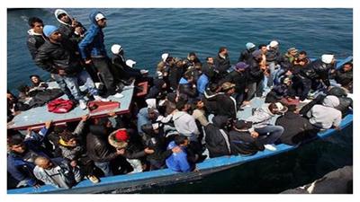 انقاذ أكثر من 150 شخصا من عبارة محترقة قبالة أسبانيا