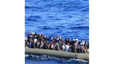 ايطاليا: انقاذ 3690 مهاجرا في المتوسط