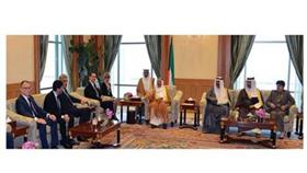صاحب السمو مستقبلا رئيس وزراء رومانيا بحضور سمو ولي العهد وسمو رئيس الوزراء