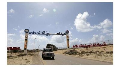 مواطنون ليبيون يغلقون خط أنابيب الغاز الرابط بين ميناء الزويتيتة والحقول النفطية