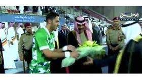 فيديو - نجم العربي محمد جراغ يعلن اعتزاله كرة القدم نهائيا