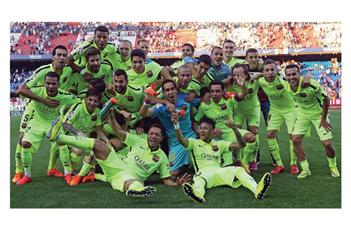 برشلونة ينتزع اللقب من مدريد