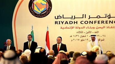 هادي: زمرة الحوثي تقودها إيران.. وسنعيد بناء ما دمروه