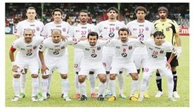 الأبيض يؤدي أول تدريب في قطر