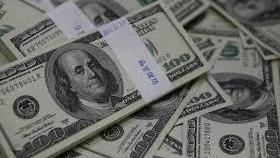 مؤشر الدولار يتجه لتحقيق مكاسب شهرية بفعل توقعات الفائدة