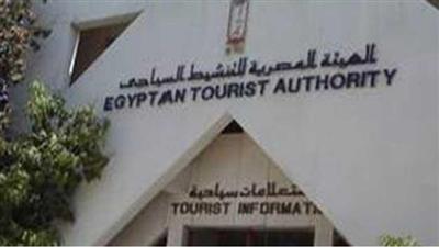 أعداد السائحين العرب إلى مصر ترتفع %20.9 خلال الأشهر الأربعة الأولى من 2015