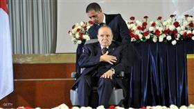 بوتفليقة يؤكد انه ماض في انهاء فترة ولايته رغم مشاكله الصحية