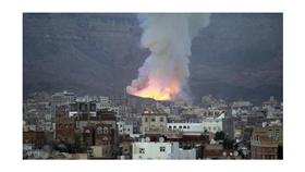 غارات مكثفة على صنعاء ومعارك بعدن وتعز