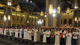 المسجد الكبير استقبل مصلين الليلة الأولى من العشر الأواخر