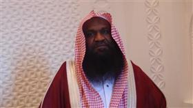 الكلباني للمعزين في وفاة والدته: الوالدة متوفاة منذ ١٧ عاماً !