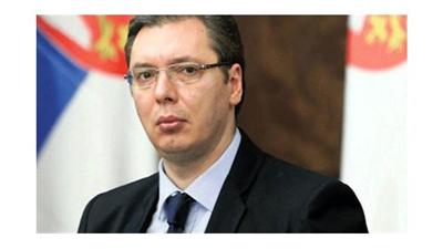 رئيس الوزراء الصربي يغادر سريبرينيتسا بعد رشقه بالحجارة