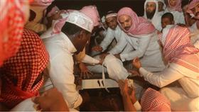 بالصور.. تشييع جثمان رجل أمن سعودي قتل في القطيف اليوم