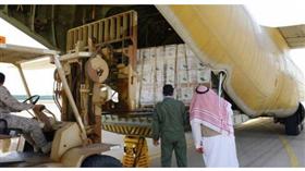 وصول الطائرة الإغاثية السعودية الخامسة إلى عدن محملة بـ 12 طناً من المستلزمات الطبية