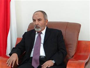 مسلحو الحوثي يقتحمون منزل «محمد اليدومي» رئيس حزب «الإصلاح» اليمني في #صنعاء