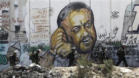 رفض طلب إسرائيلي بسحب صورة للبرغوثي من مزاد