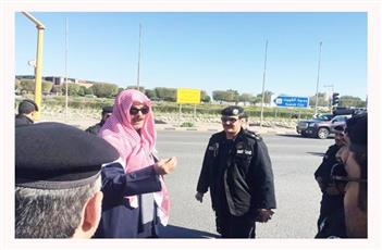 الخالد لرجاله: الابتسامة لـ «المحتفلين»