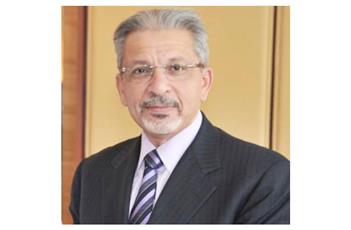 السفير السعودي احمد القطان