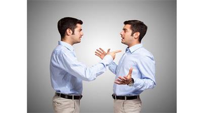 هل «تكلم نفسك»؟.. لا تقلق قد تكون عبقرياً!