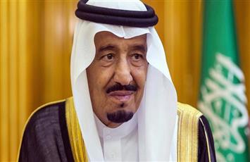 في أول زيارة منذ توليه الحكم.. الملك سلمان إلى قطر للتعزية بأميرها الأسبق
