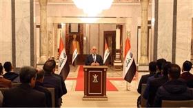 العبادي متحدثاً أمام الصحافيين