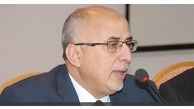 وزير الإدارة المحلية في الحكومة اليمنية عبد الرقيب سيف فتح
