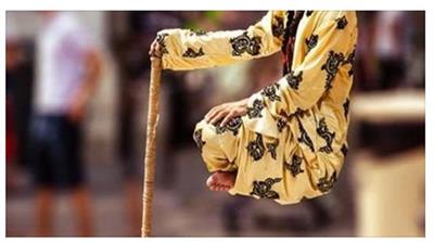 بالفيديو - كشف سر خدعة «الجلوس على الهواء»